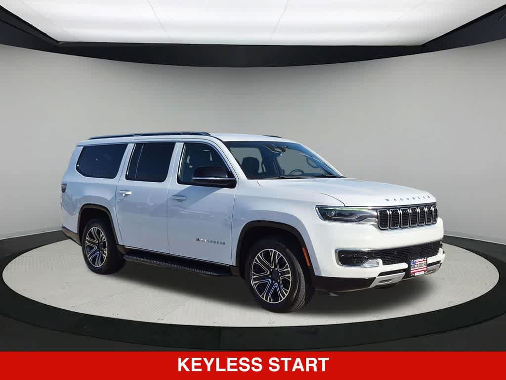 Used 2024 Jeep Wagoneer L Series II RWD image 9