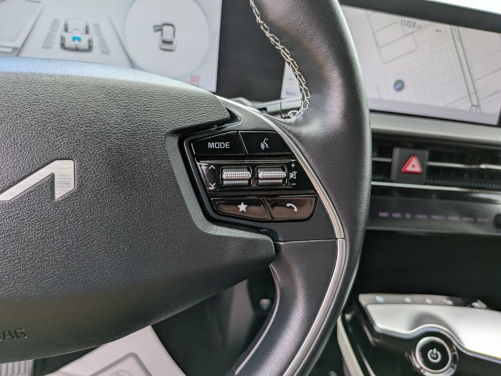 Certified 2023 Kia EV6 GT-Line AWD/4WD image 32