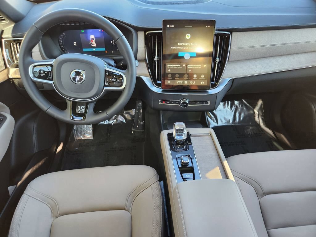 New 2026 Volvo XC90 B6 Plus w/ Protection Package AWD/4WD image 3