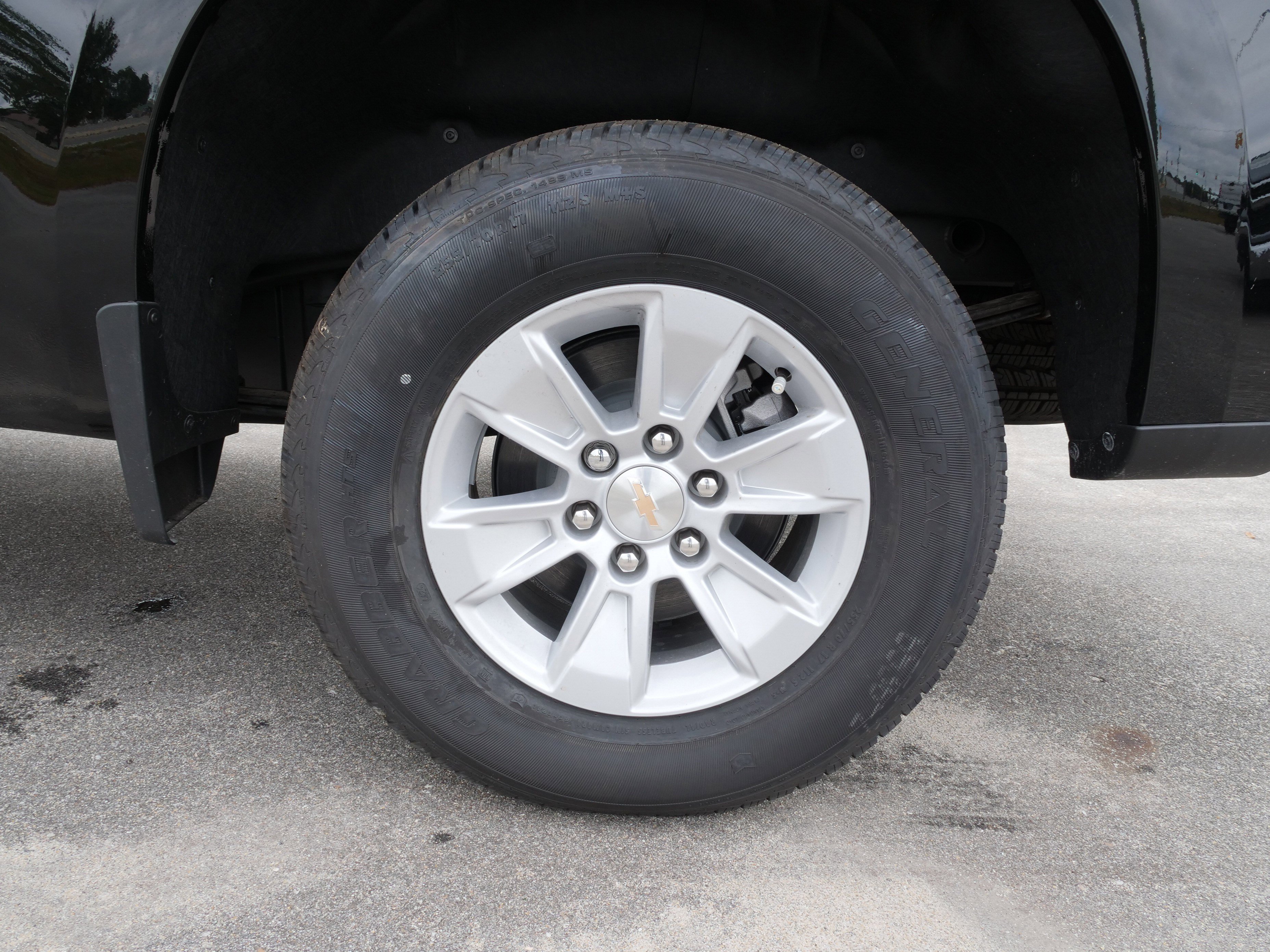 New 2025 Chevrolet Silverado 1500 LT w/ Safety Package image 13