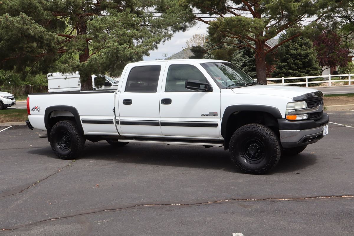 Used 2002 Chevrolet Silverado 2500 LS AWD/4WD image 2