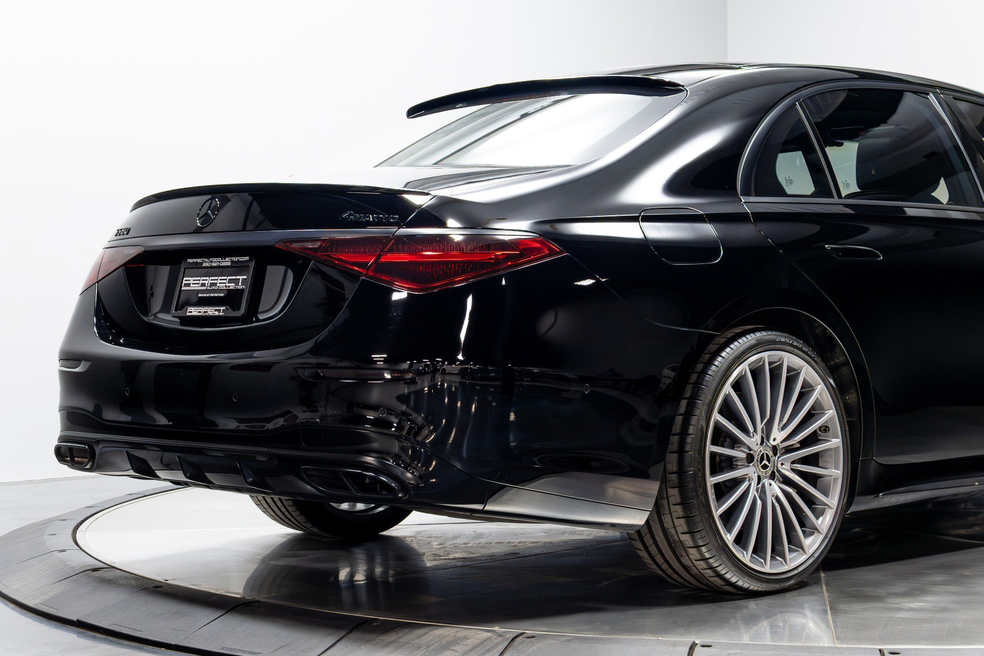 Used 2023 Mercedes-Benz S 580 4MATIC Sedan image 16