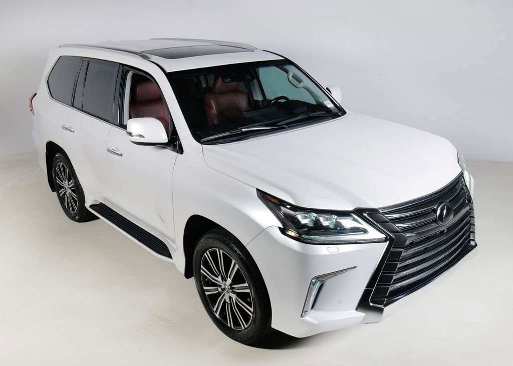 Used 2018 Lexus LX 570 4WD image 11