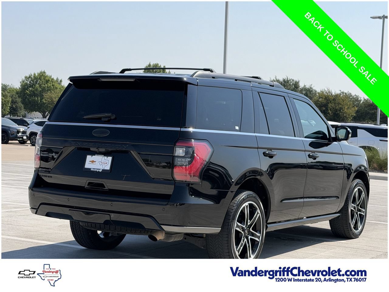 Used 2021 Ford Expedition Limited AWD/4WD image 4