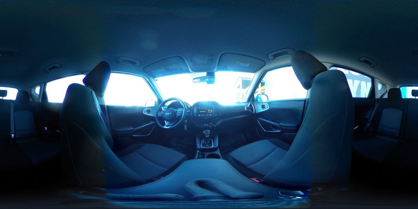 Used 2025 Kia Soul LX w/ LX Technology Package image 38