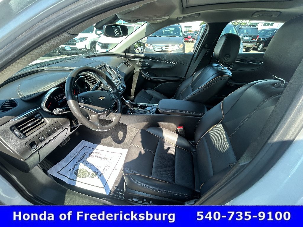 Used 2018 Chevrolet Impala Premier w/ Premier Convenience Package FWD image 15