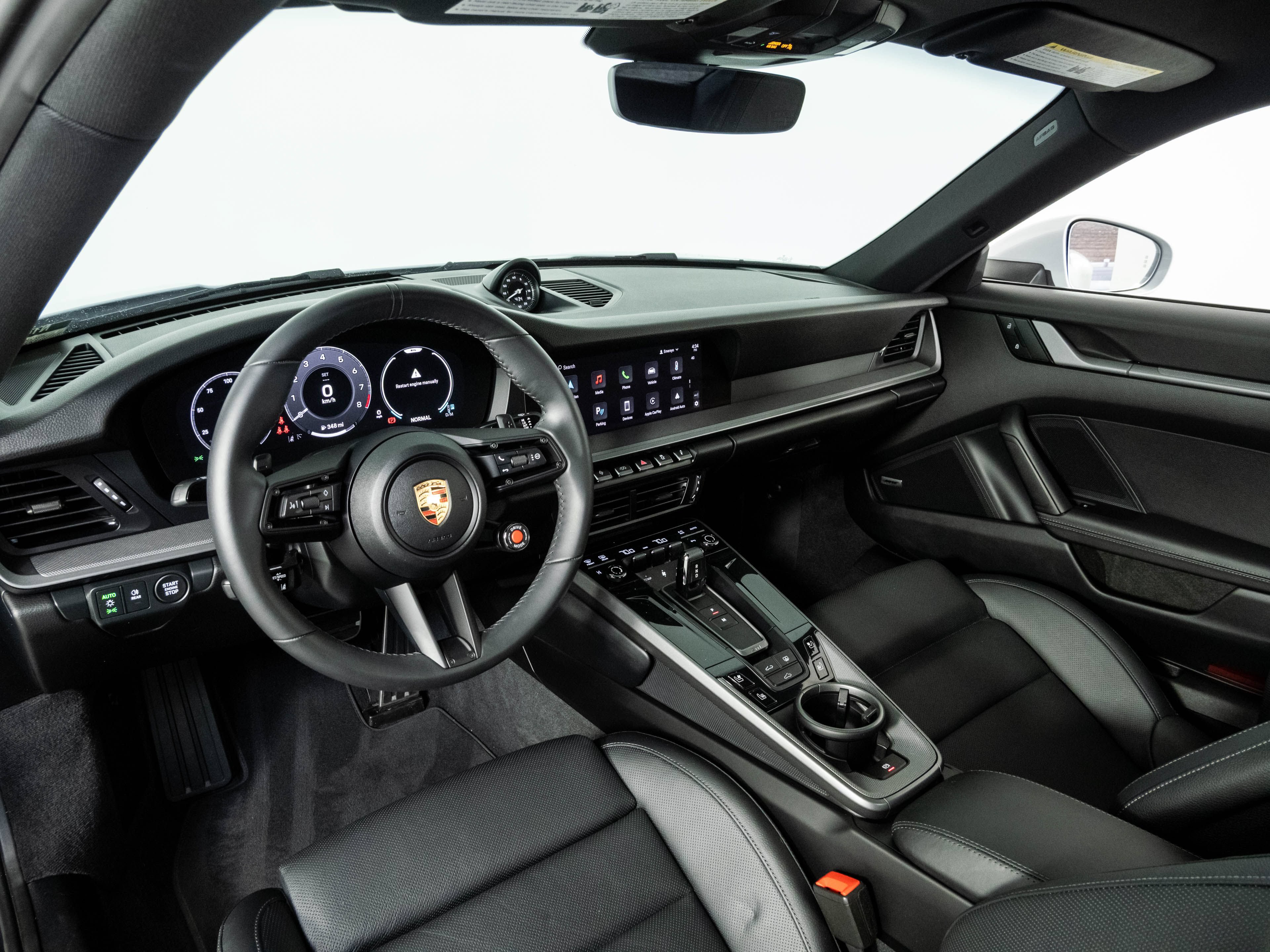 Used 2025 Porsche 911 Carrera w/ Premium Package RWD image 4