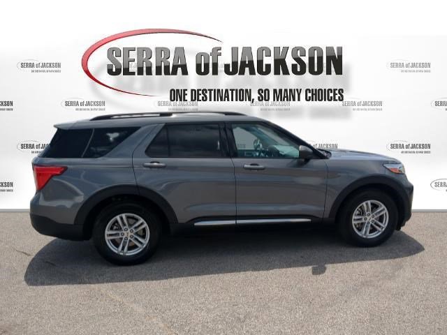 Used 2021 Ford Explorer XLT RWD image 10
