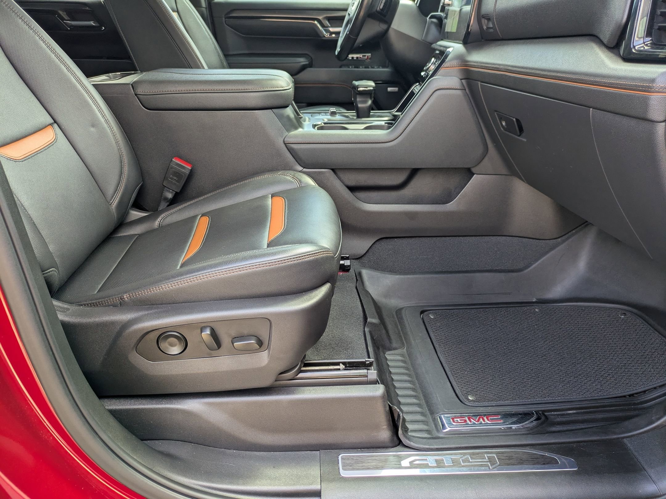 Used 2023 GMC Sierra 1500 AT4 w/ AT4 Premium Package image 41