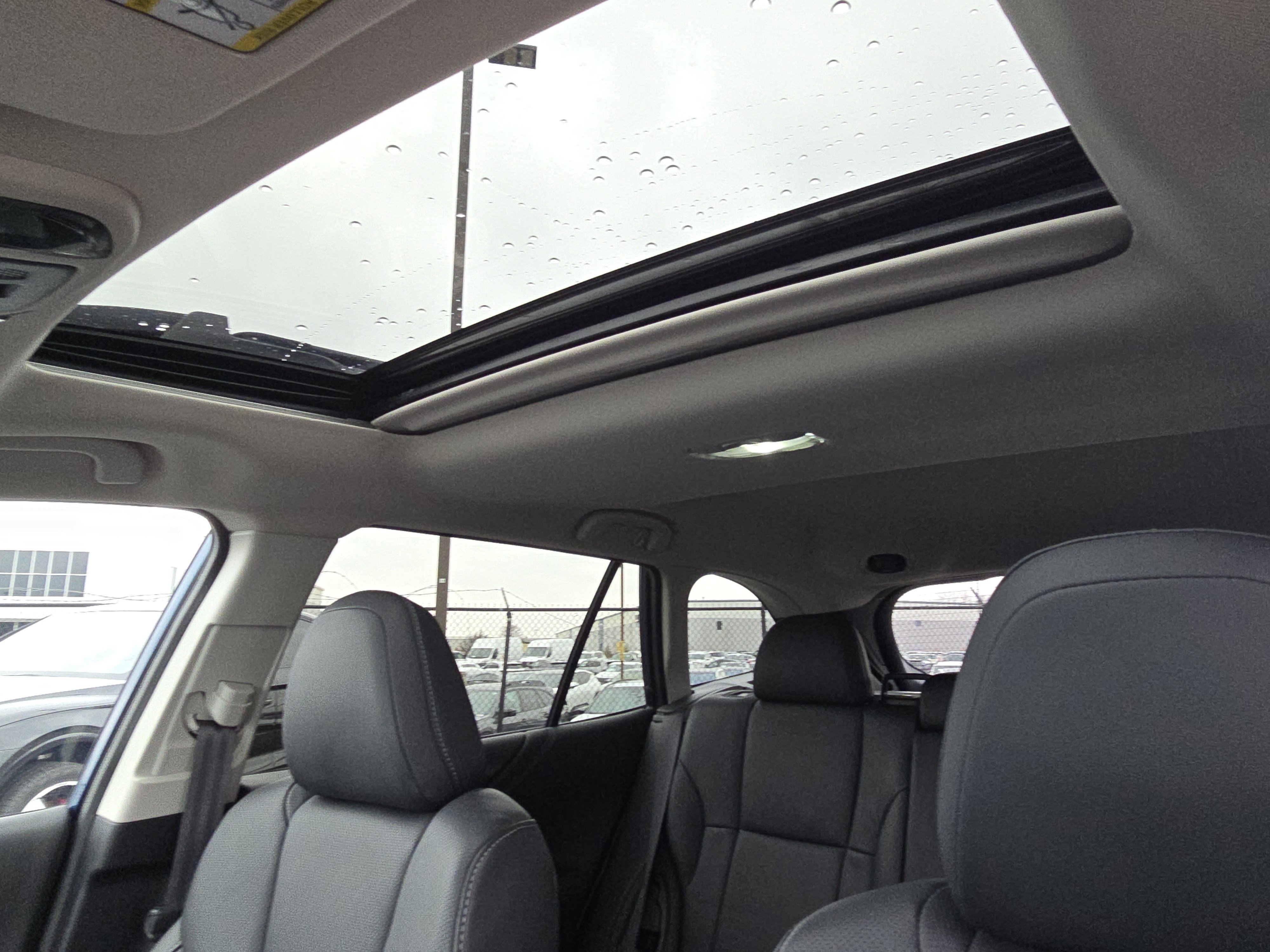 Used 2022 Subaru Outback Limited XT image 9