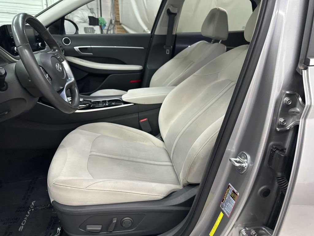 Used 2021 Hyundai Sonata SEL w/ Convenience Package FWD image 15