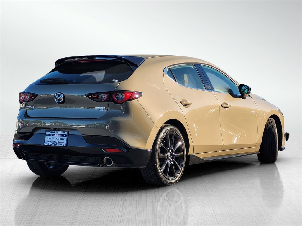 Certified 2025 MAZDA MAZDA3 Carbon w/ Appearance Package image 4