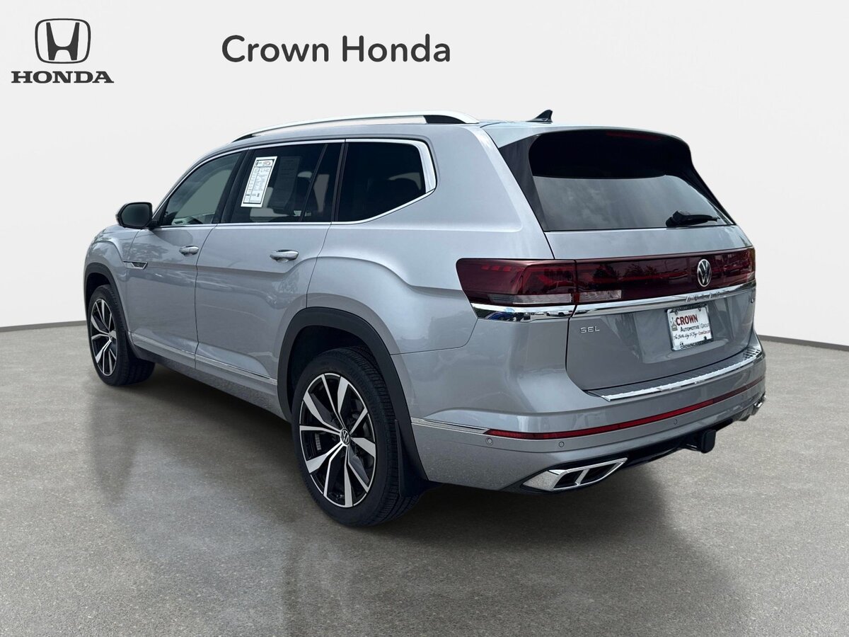 Used 2024 Volkswagen Atlas SEL Premium R-Line AWD/4WD image 3