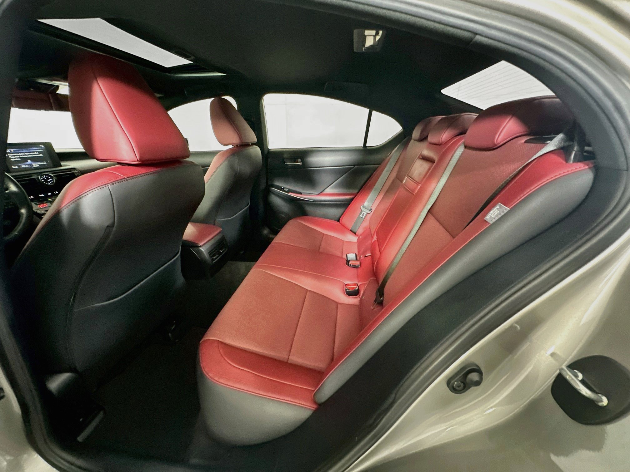 Used 2023 Lexus IS 300 w/ Comfort Package RWD image 28