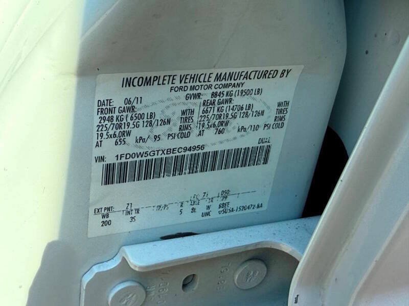 Used 2011 Ford F550 2WD Crew Cab Super Duty w/ Payload Upgrade Pkg image 35