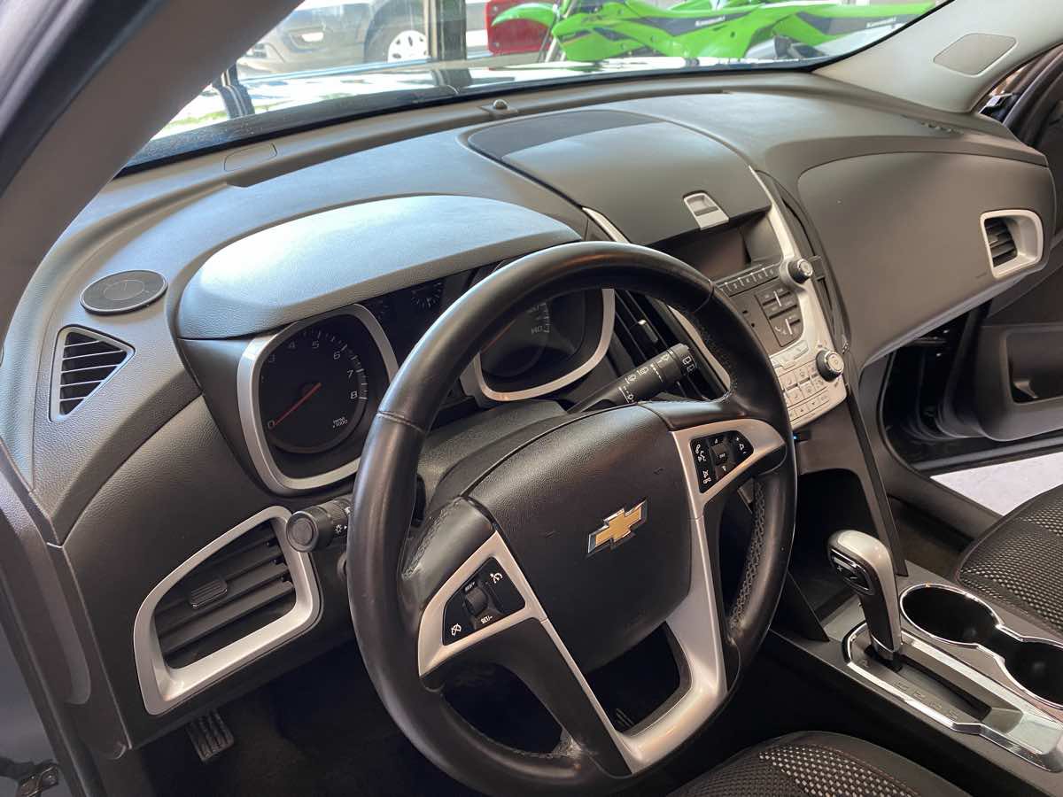 Used 2011 Chevrolet Equinox LT FWD image 12