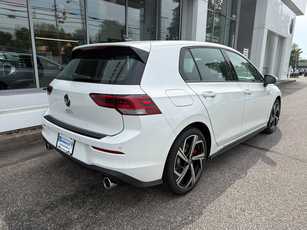 New 2026 Volkswagen GTI SE FWD image 5