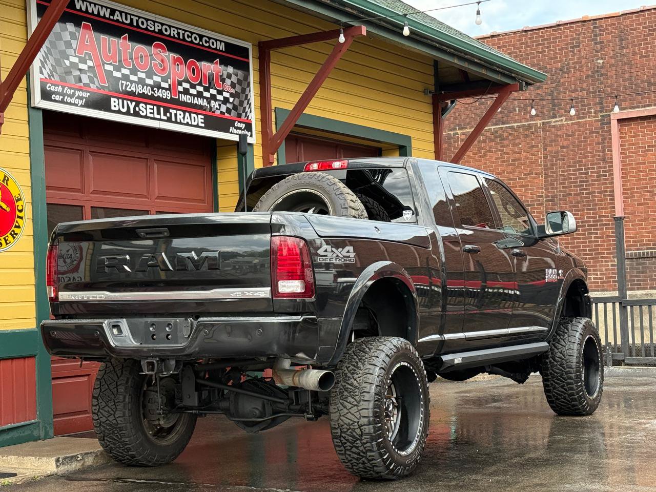 Used 2018 RAM 2500 Limited AWD/4WD image 4