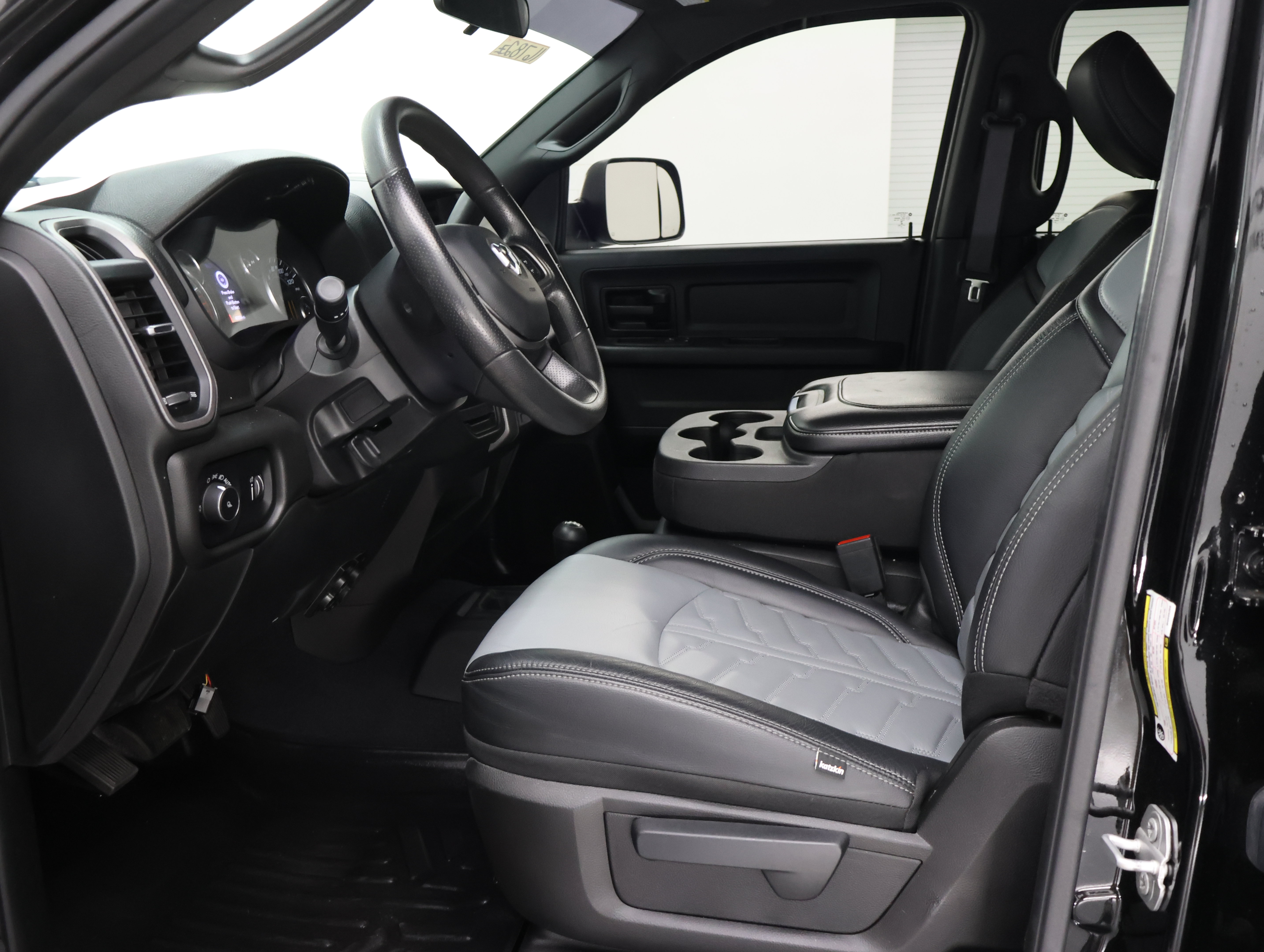 Used 2021 RAM 2500 Tradesman AWD/4WD image 8