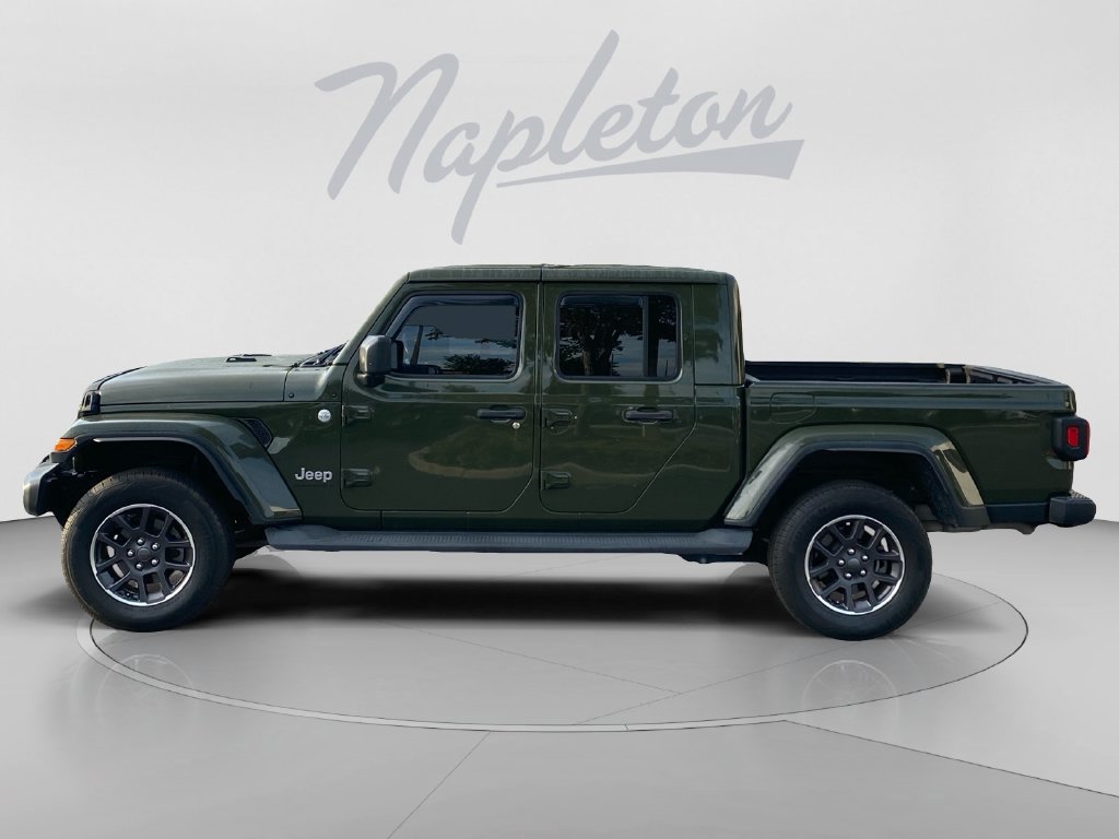 Used 2023 Jeep Gladiator Overland w/ Popular Equipment Package AWD/4WD image 2