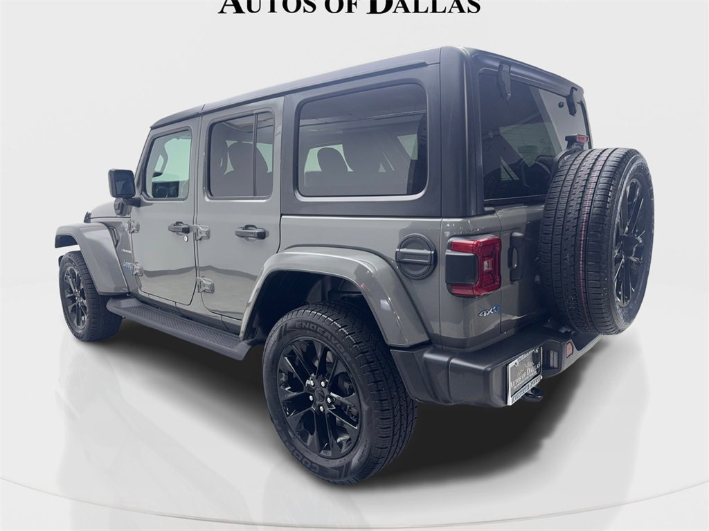Used 2021 Jeep Wrangler Unlimited Sahara w/ Cold Weather Group image 9