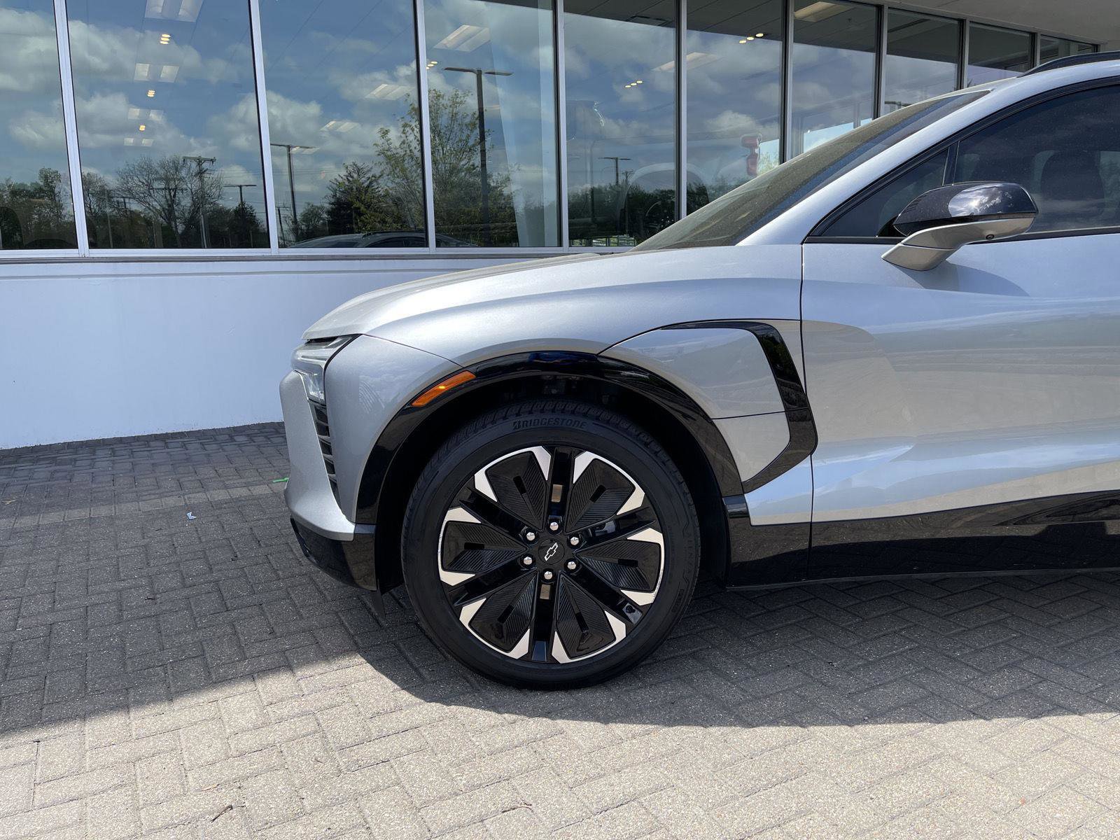 Used 2024 Chevrolet Blazer EV RS AWD/4WD image 9