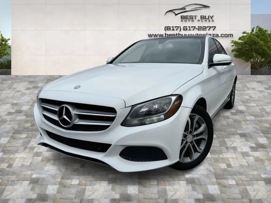 Used 2015 Mercedes-Benz C 300 4MATIC Sedan image 3
