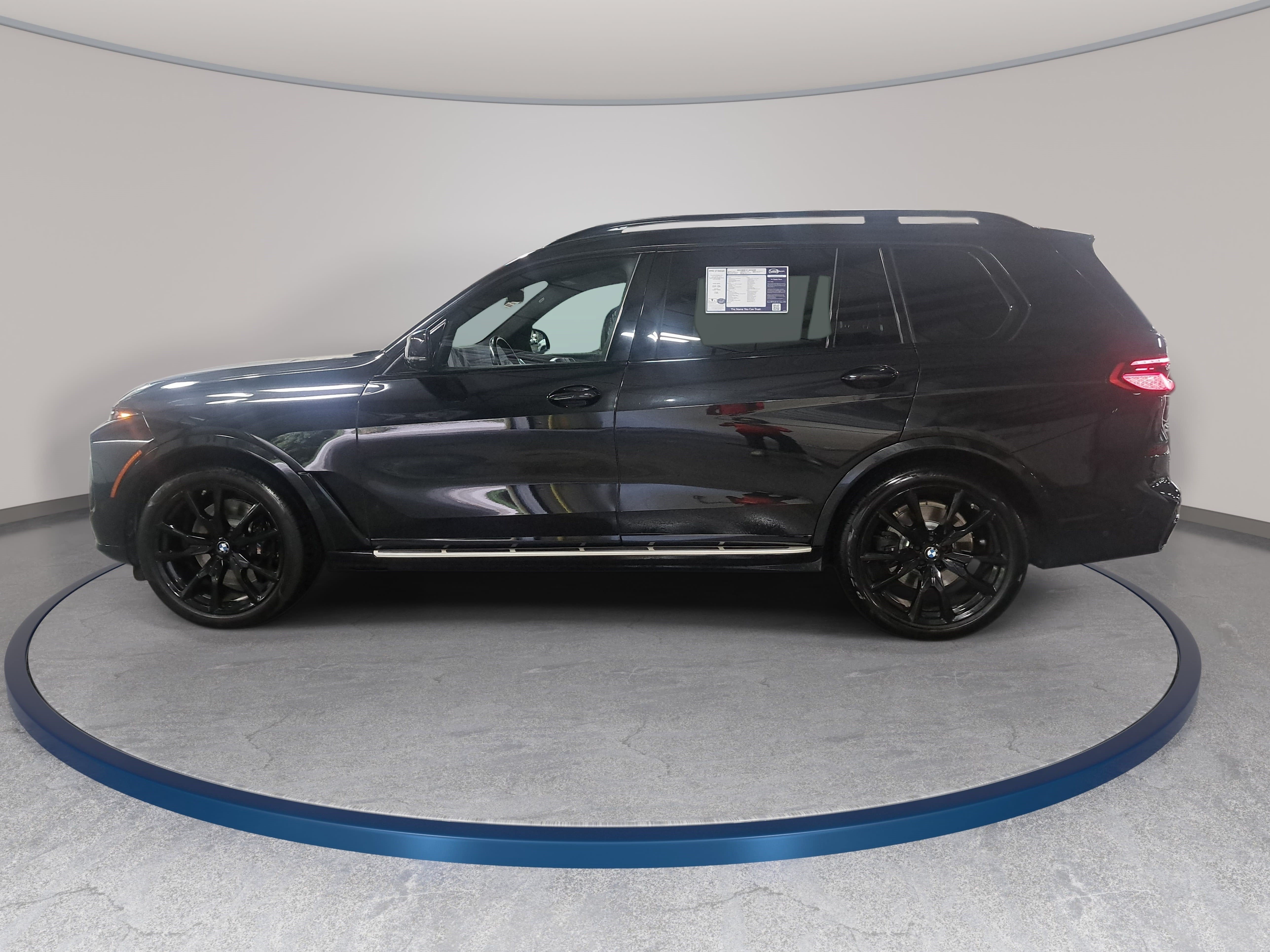 Used 2023 BMW X7 xDrive40i w/ Executive Package AWD/4WD image 8