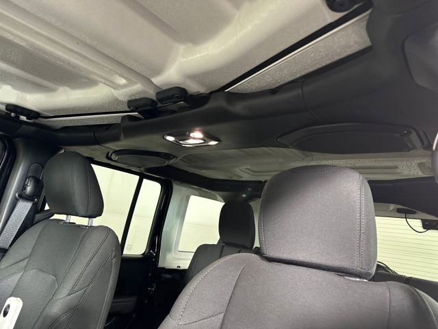 Used 2023 Jeep Wrangler Unlimited image 12