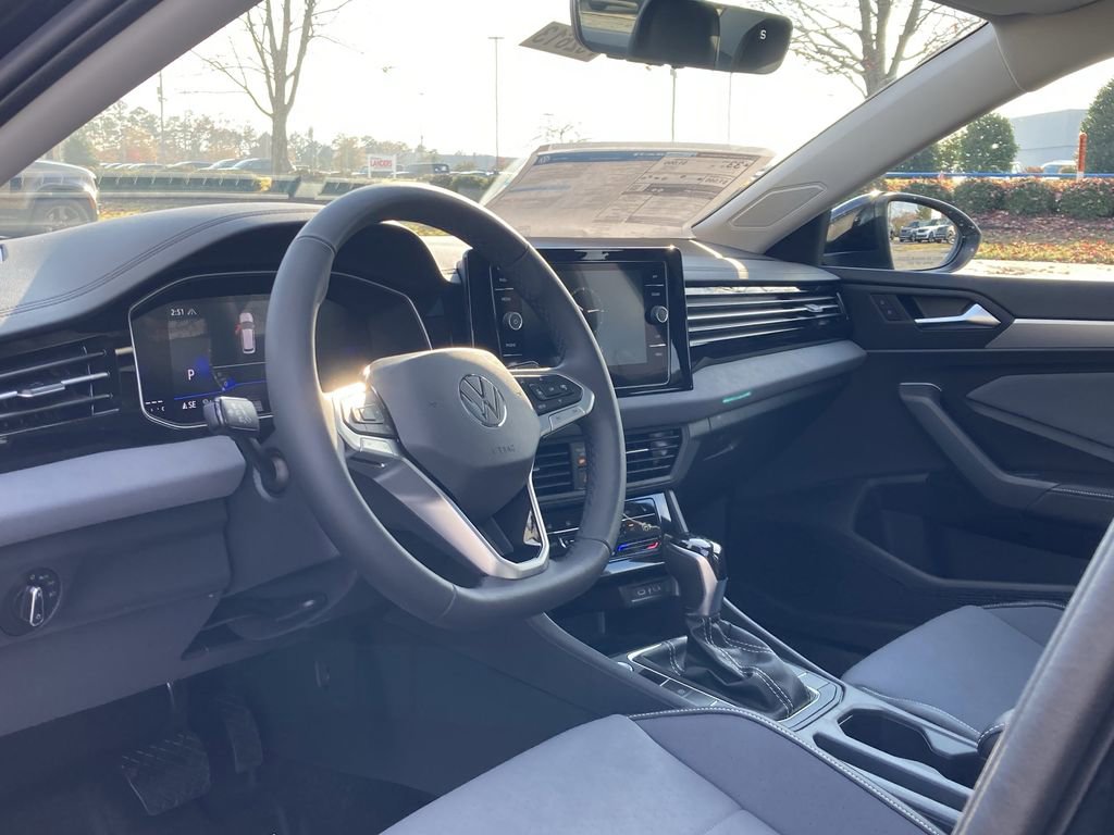 New 2026 Volkswagen Jetta SE image 10