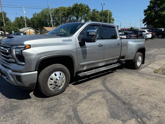 Used 2025 Chevrolet Silverado 3500 High Country w/ High Country Premium Package
