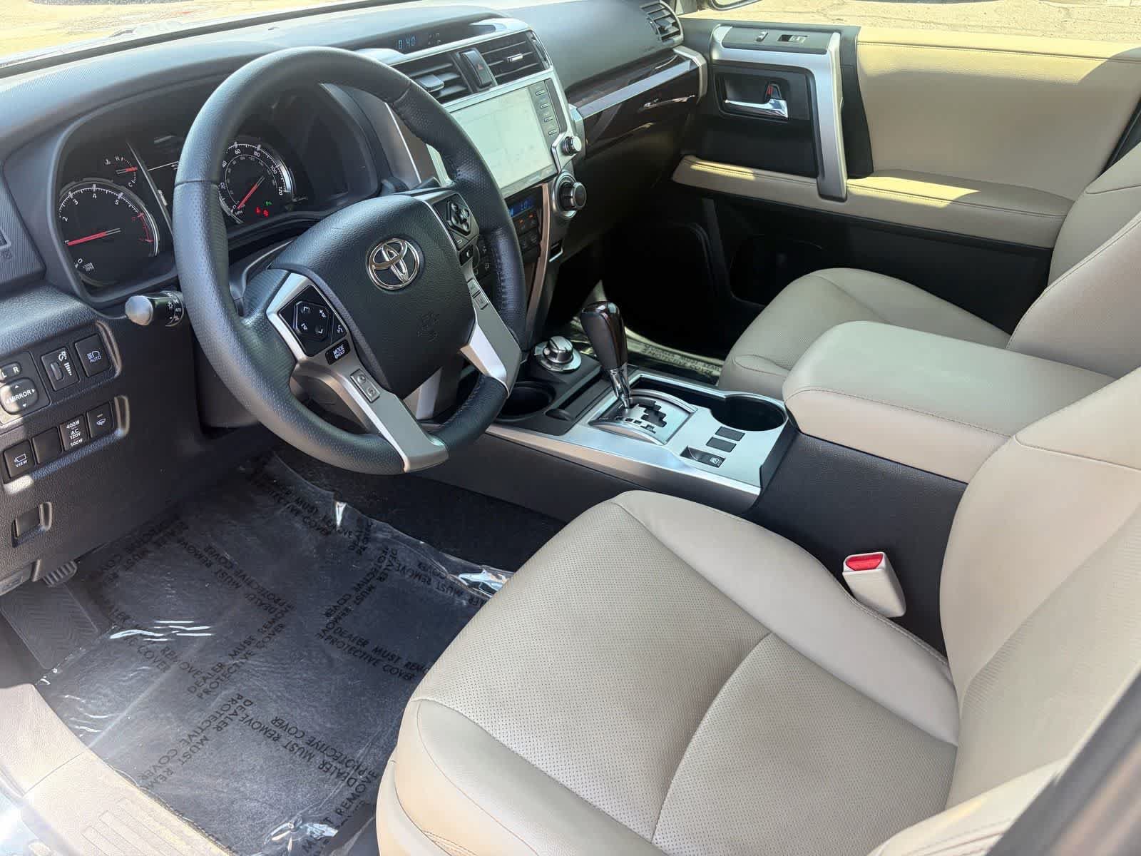 Used 2024 Toyota 4Runner Limited AWD/4WD image 10