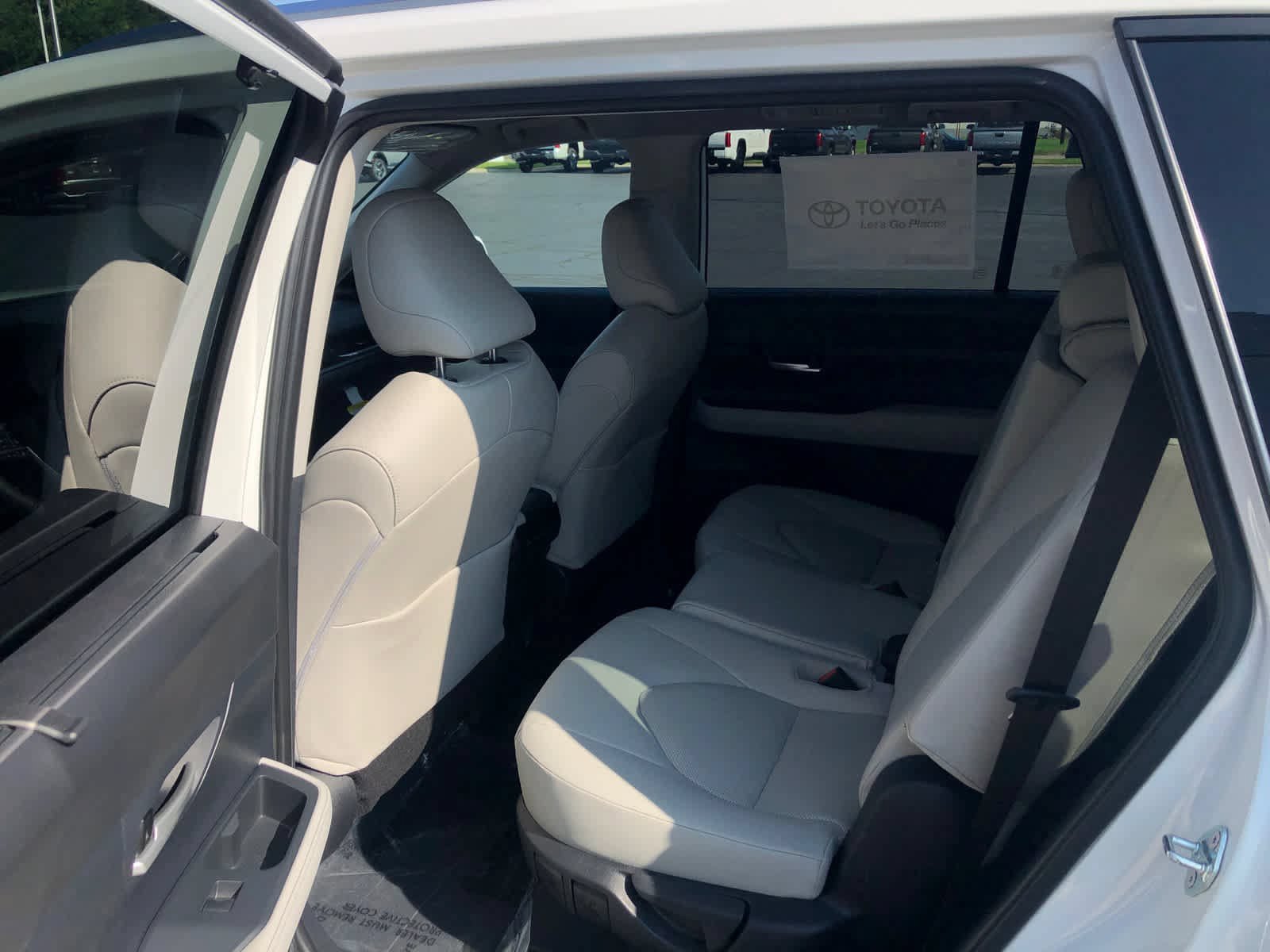 New 2026 Toyota Grand Highlander AWD image 18