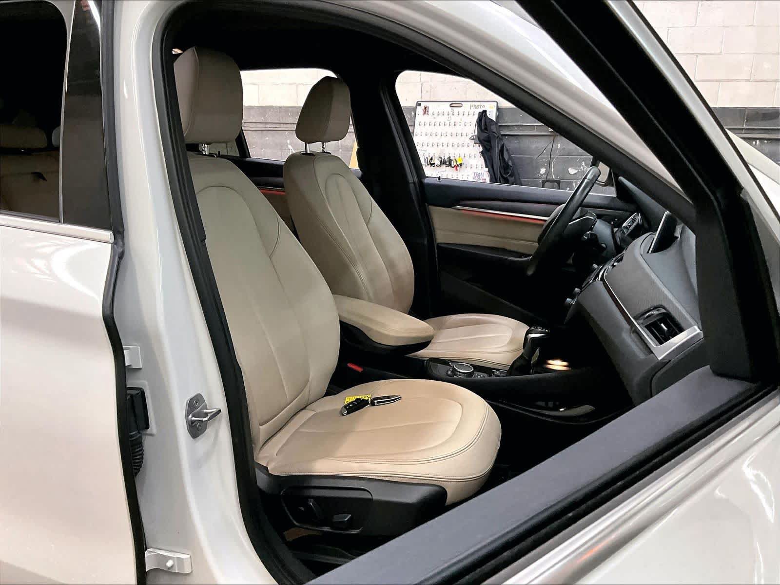 Used 2016 BMW X1 xDrive28i AWD/4WD image 10