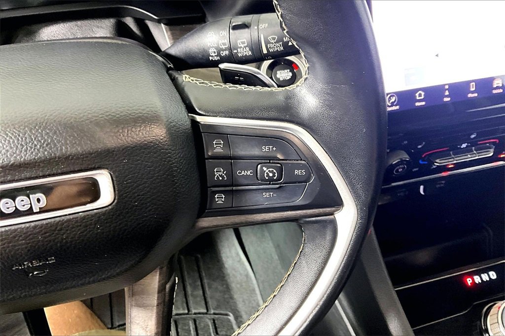 Used 2022 Jeep Grand Cherokee L Limited image 15