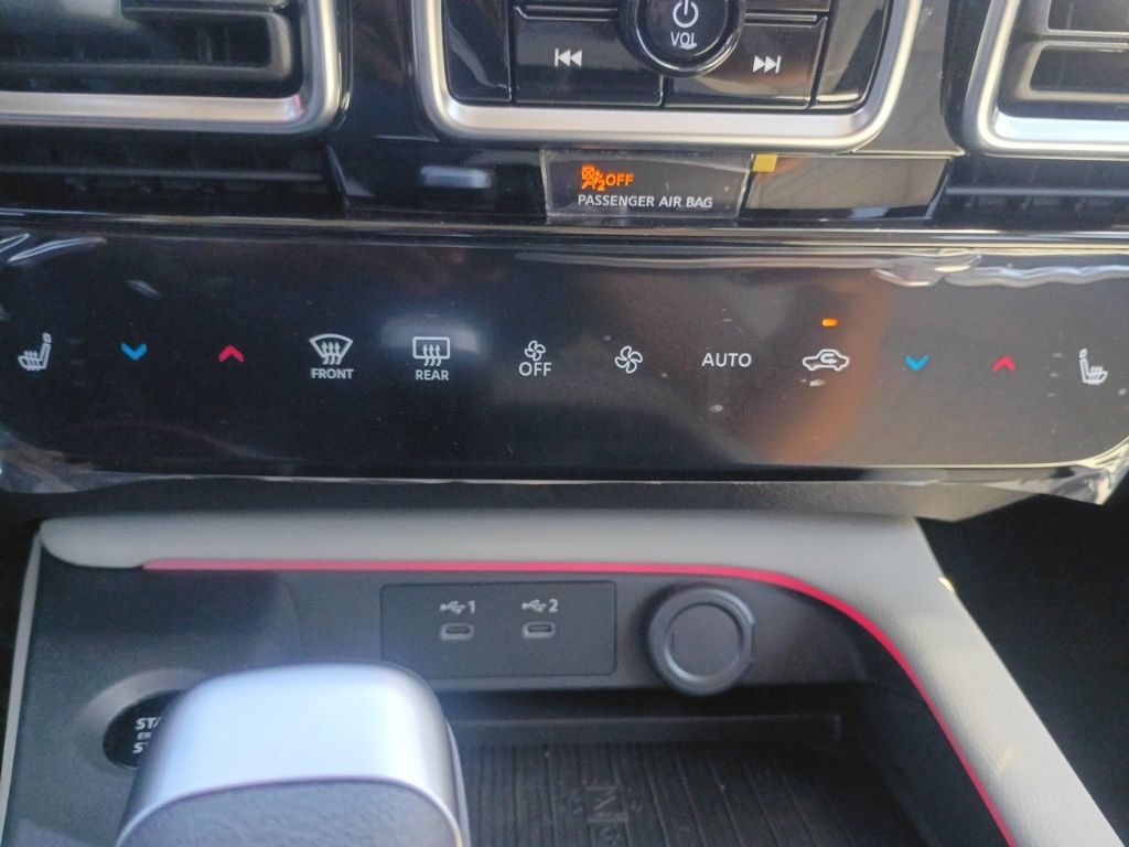 New 2026 Nissan Sentra SL w/ Floor Mat Package FWD image 18