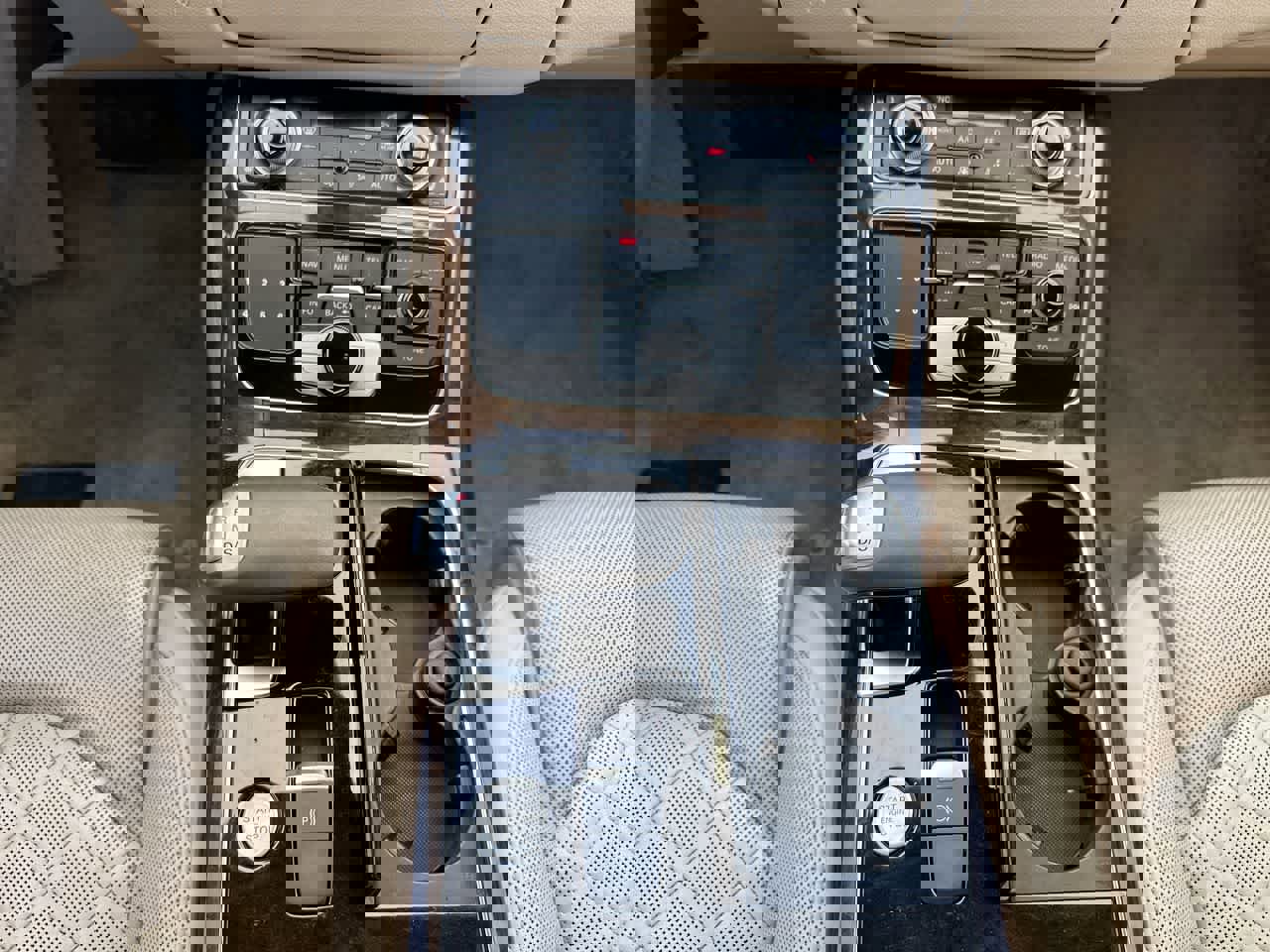 Used 2015 Audi A8 L 3.0T w/ Premium Package image 34