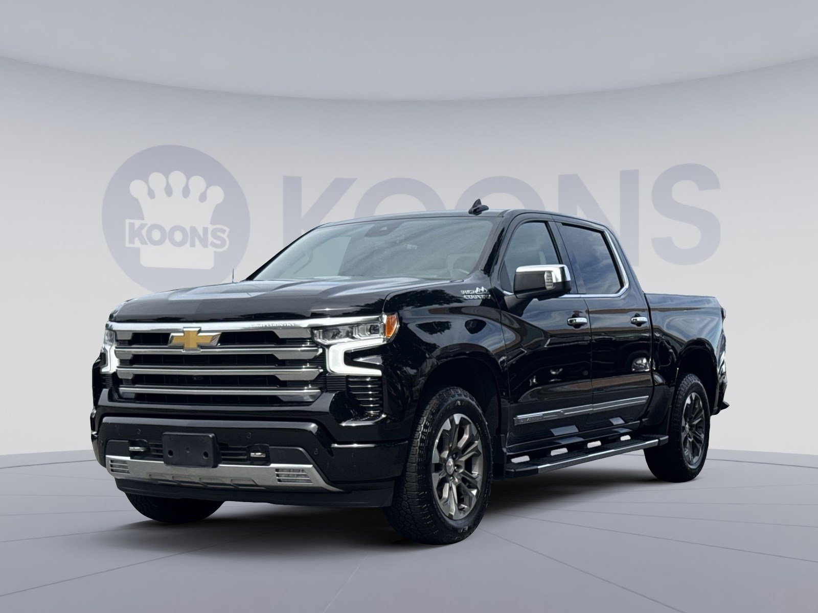 Used 2023 Chevrolet Silverado 1500 High Country AWD/4WD image 1