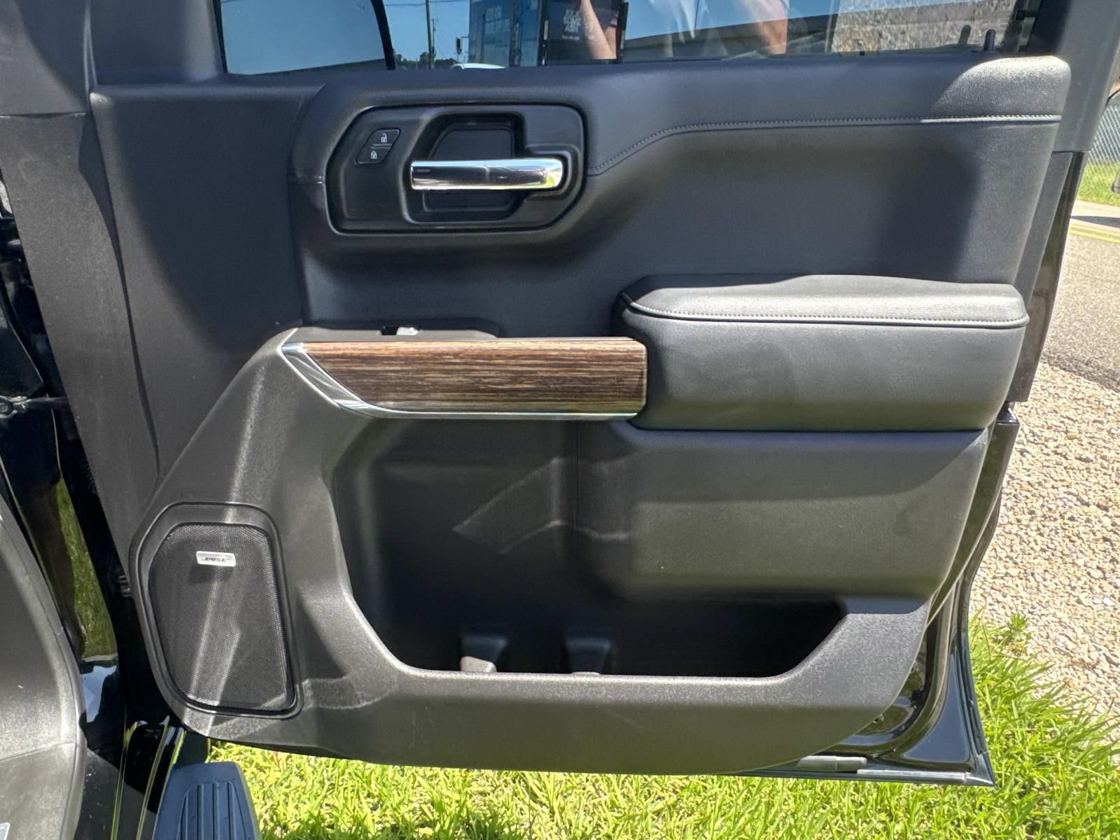 Used 2020 Chevrolet Silverado 1500 High Country AWD/4WD image 15