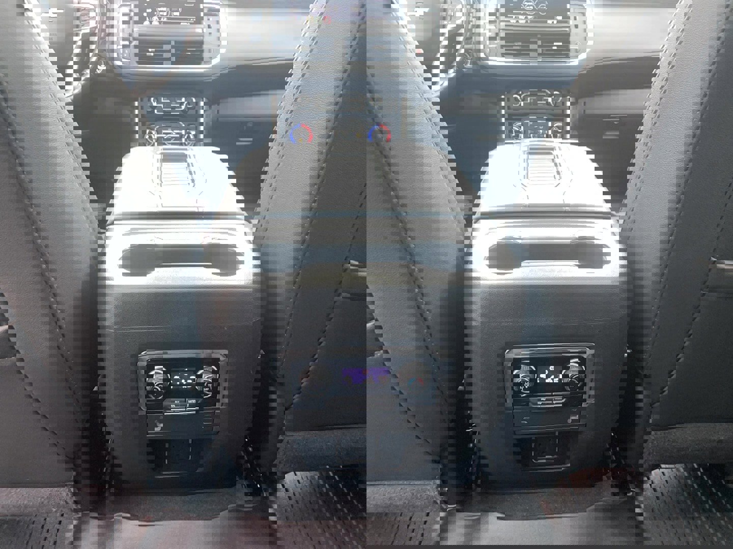 Used 2021 Chevrolet Tahoe LT image 32