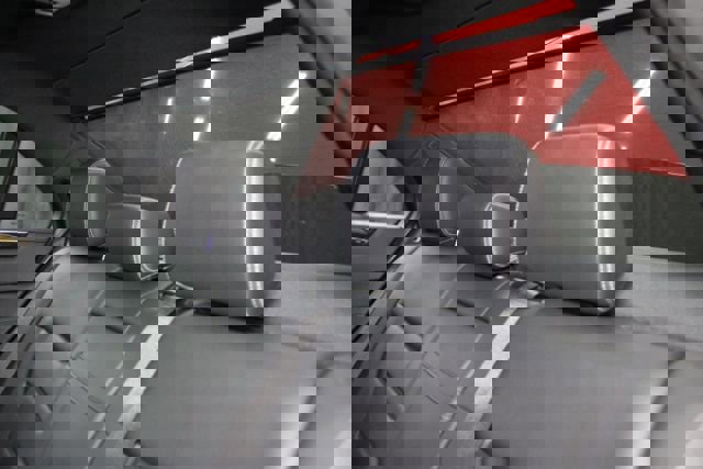 Used 2015 Mercedes-Benz E 350 4MATIC w/ Parking Assist Package image 23