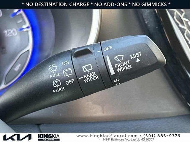 Used 2022 Chrysler Pacifica Touring-L image 12