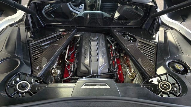 New 2025 Chevrolet Corvette Stingray Preferred Cpe w/ Z51 Performance Package image 10