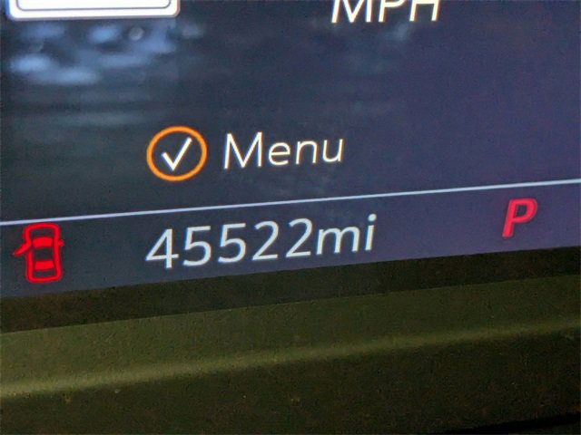 Certified 2022 Chevrolet Silverado 3500 High Country w/ Snow Plow Prep/Camper Package image 38