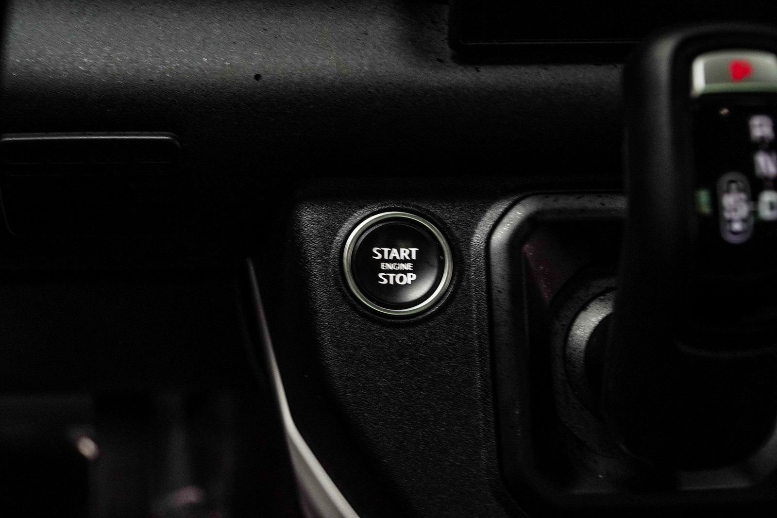 Used 2025 Land Rover Defender 110 S AWD/4WD image 20