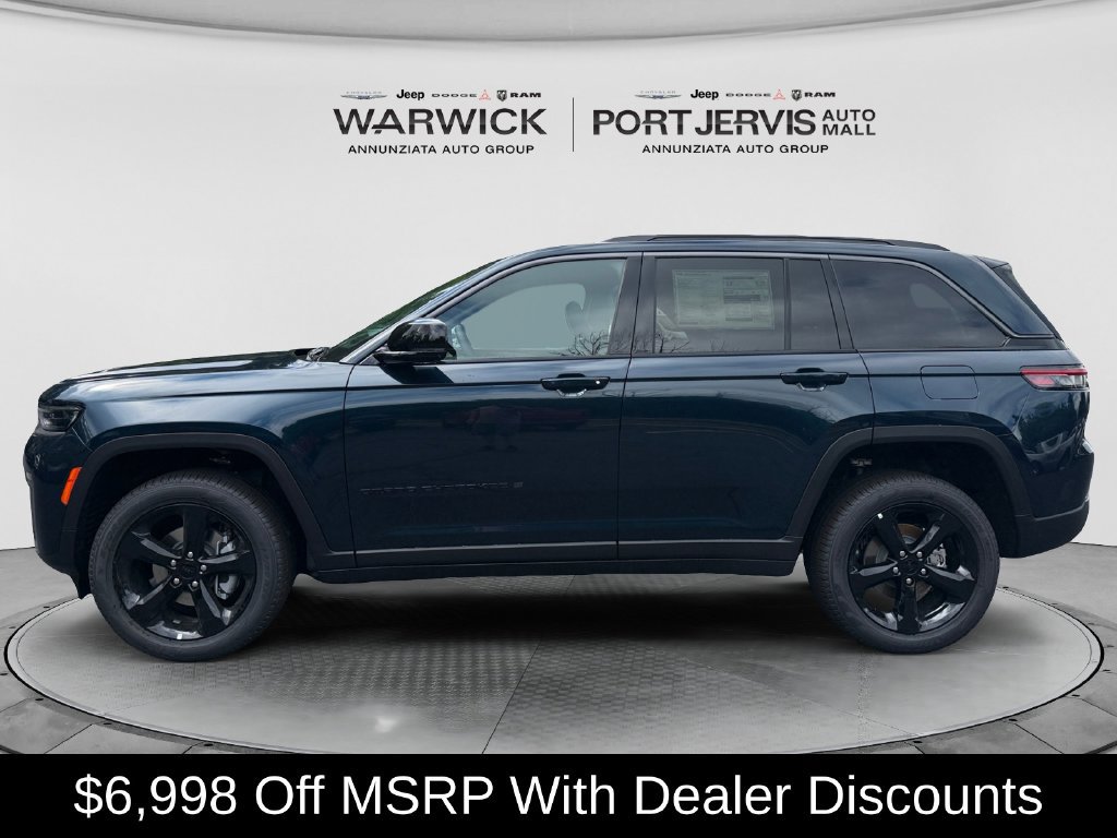 New 2026 Jeep Grand Cherokee Limited w/ Limited Altitude Package AWD/4WD image 2