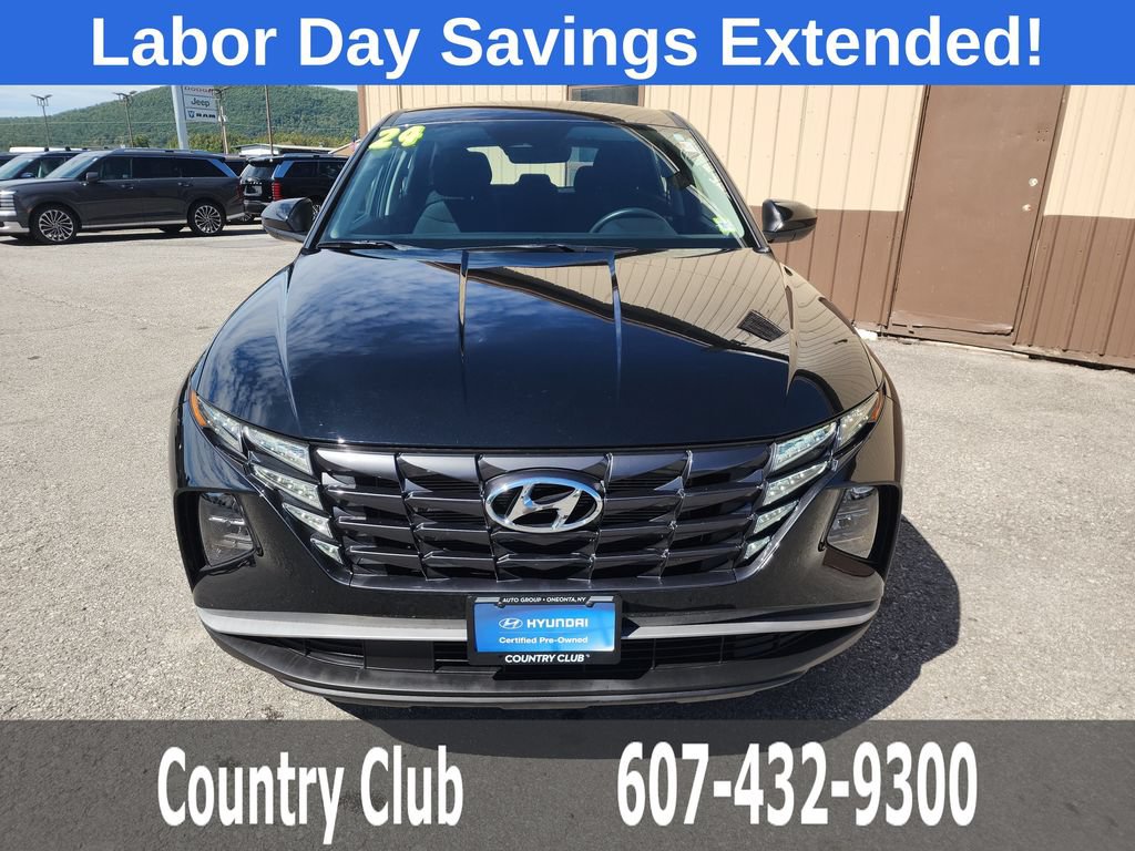 Used 2024 Hyundai Tucson SE AWD/4WD image 3