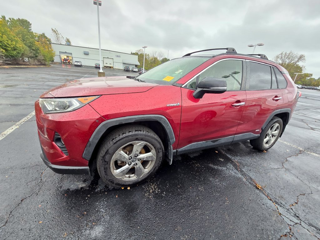 Used 2020 Toyota RAV4 Limited AWD/4WD image 5