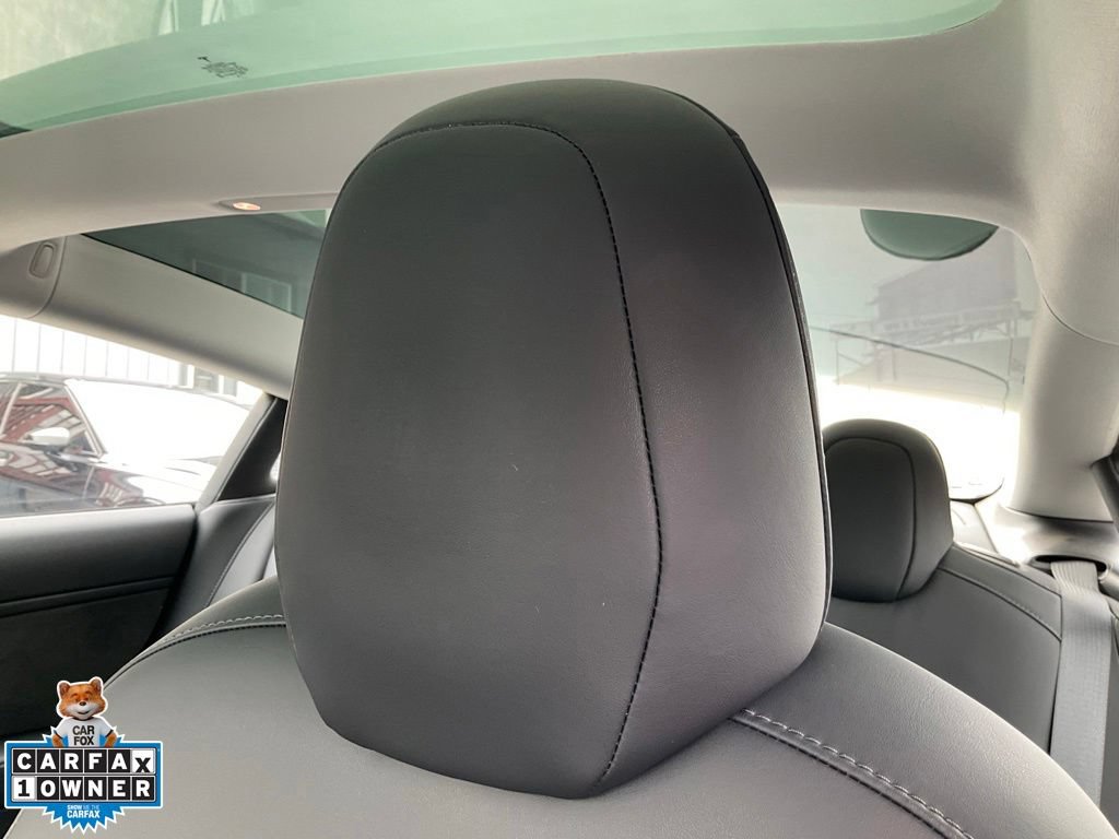 Used 2018 Tesla Model 3 Long Range RWD image 19