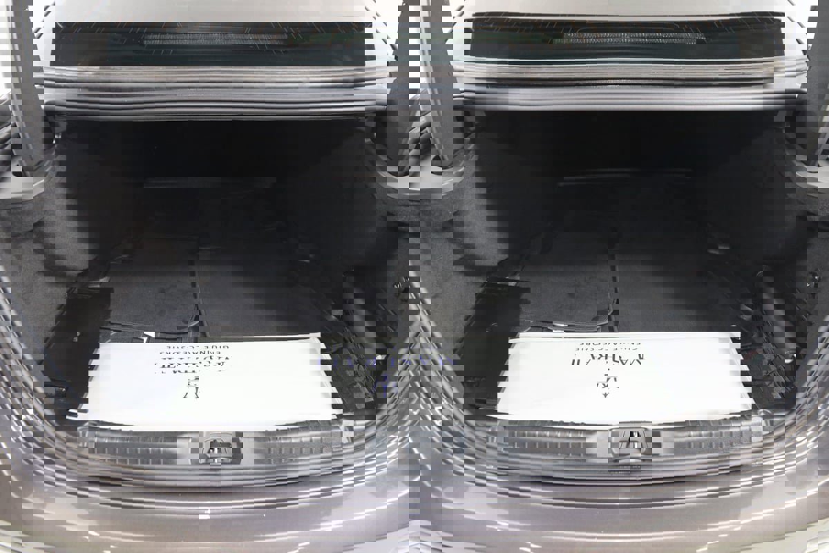 Used 2022 Maserati Ghibli Modena image 59